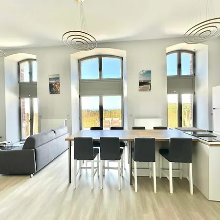 Superbe Duplex Face Avec Terrasse Sur La De Et 2 Places De Parking アパート Berck