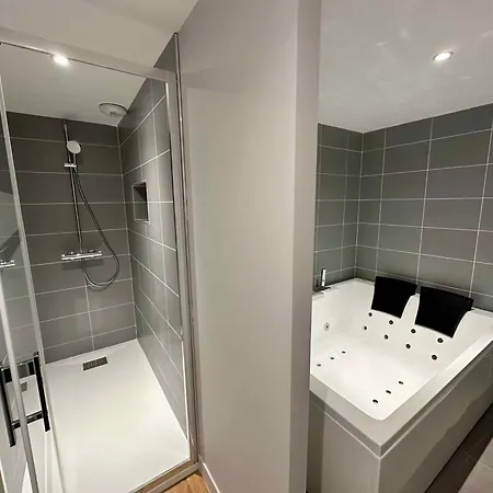 Lejlighed Superbe Duplex Face Avec Terrasse Sur La De Et 2 Places De Parking